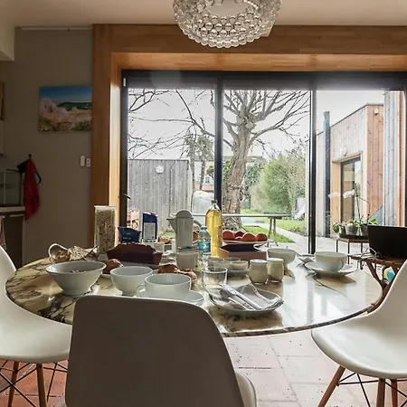 Bed & Breakfast D'hotes Oyasumi Muret
